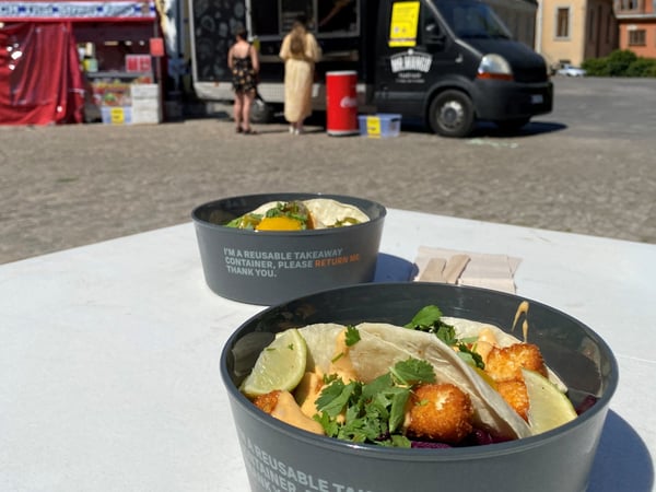 Flergångsförpackning av take away